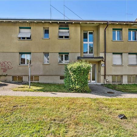 Zurich Urban Charm: Your Comfy Stay Close To The City Esterno foto